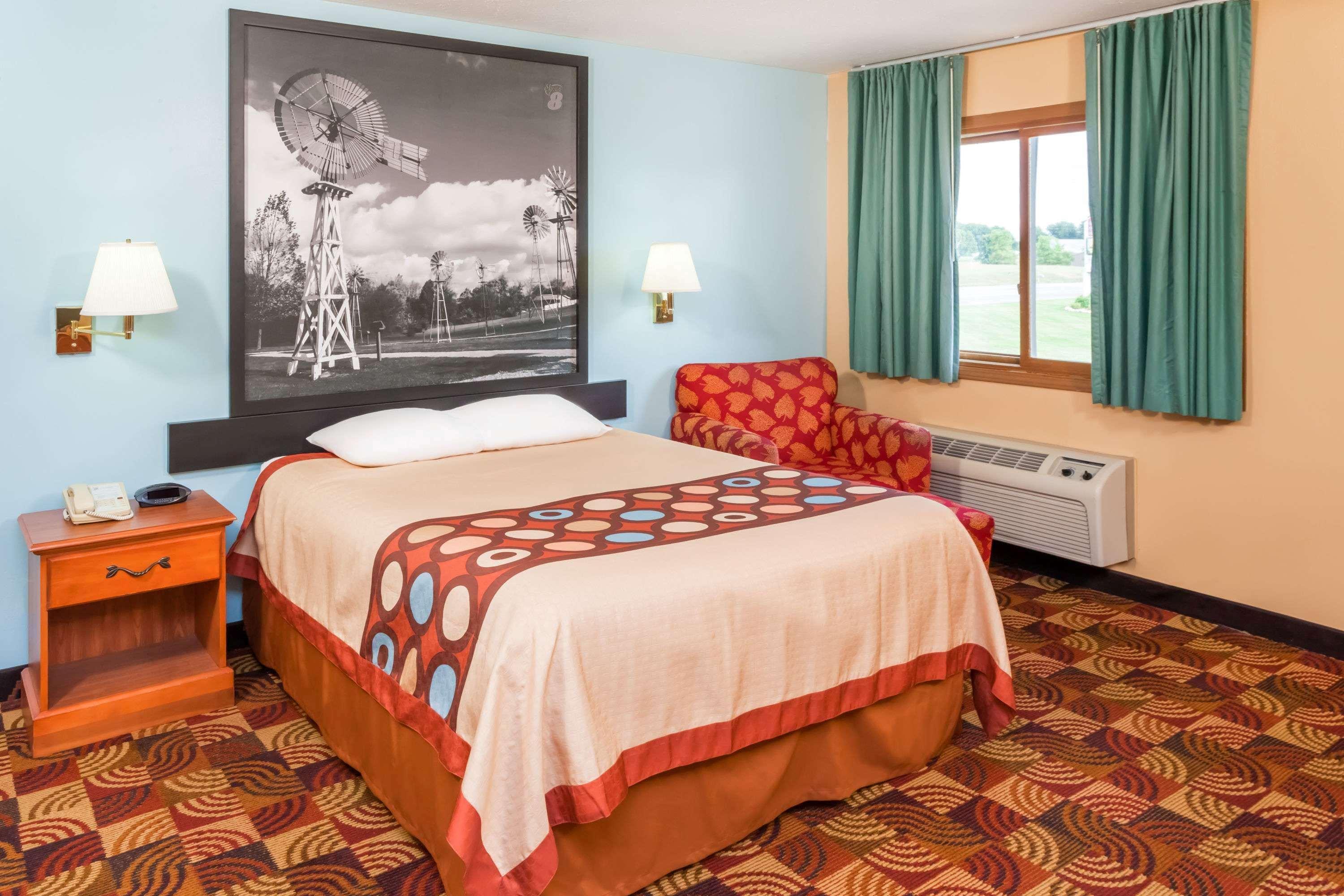 Super 8 By Wyndham Shipshewana Hotel Eksteriør billede