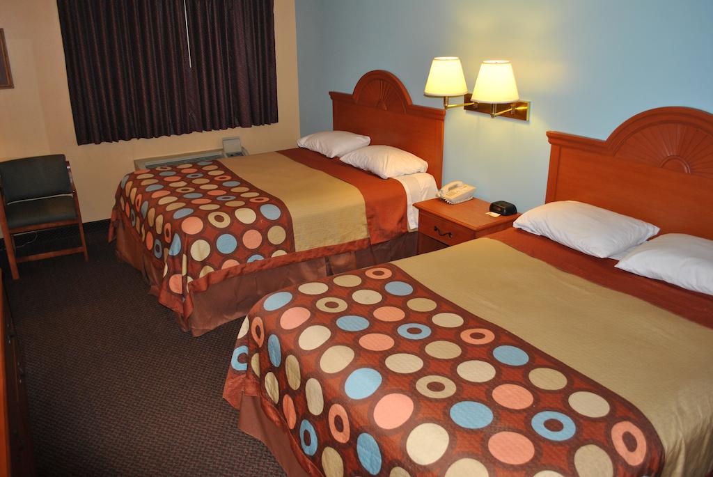 Super 8 By Wyndham Shipshewana Hotel Værelse billede